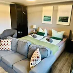 מלון Haus Stern 3*